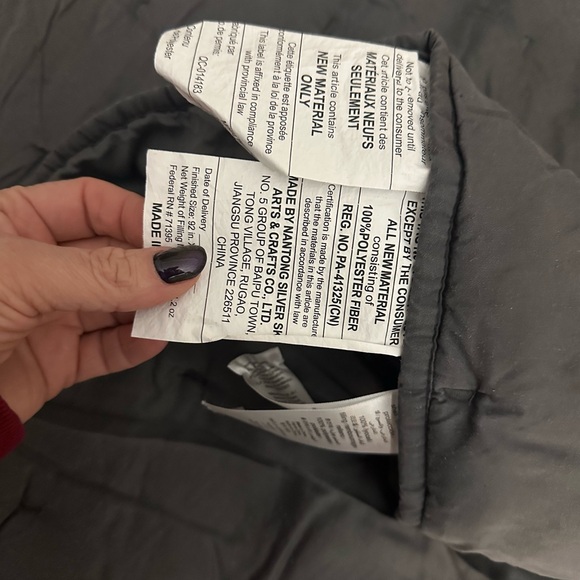 West Elm quilt/comforter (Queen/full) - Picture 3 of 8